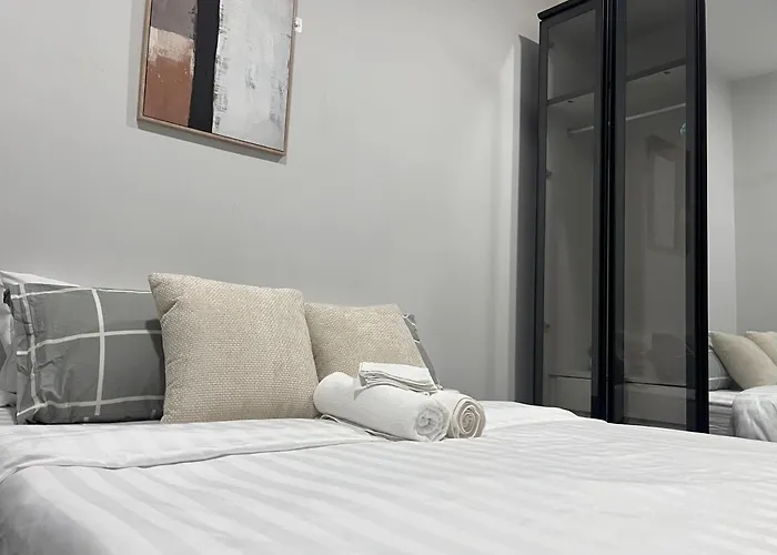 Stylish Private Room Near Mrt, The Birch Kl